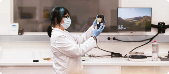 Cannabis apotheke laboratory 